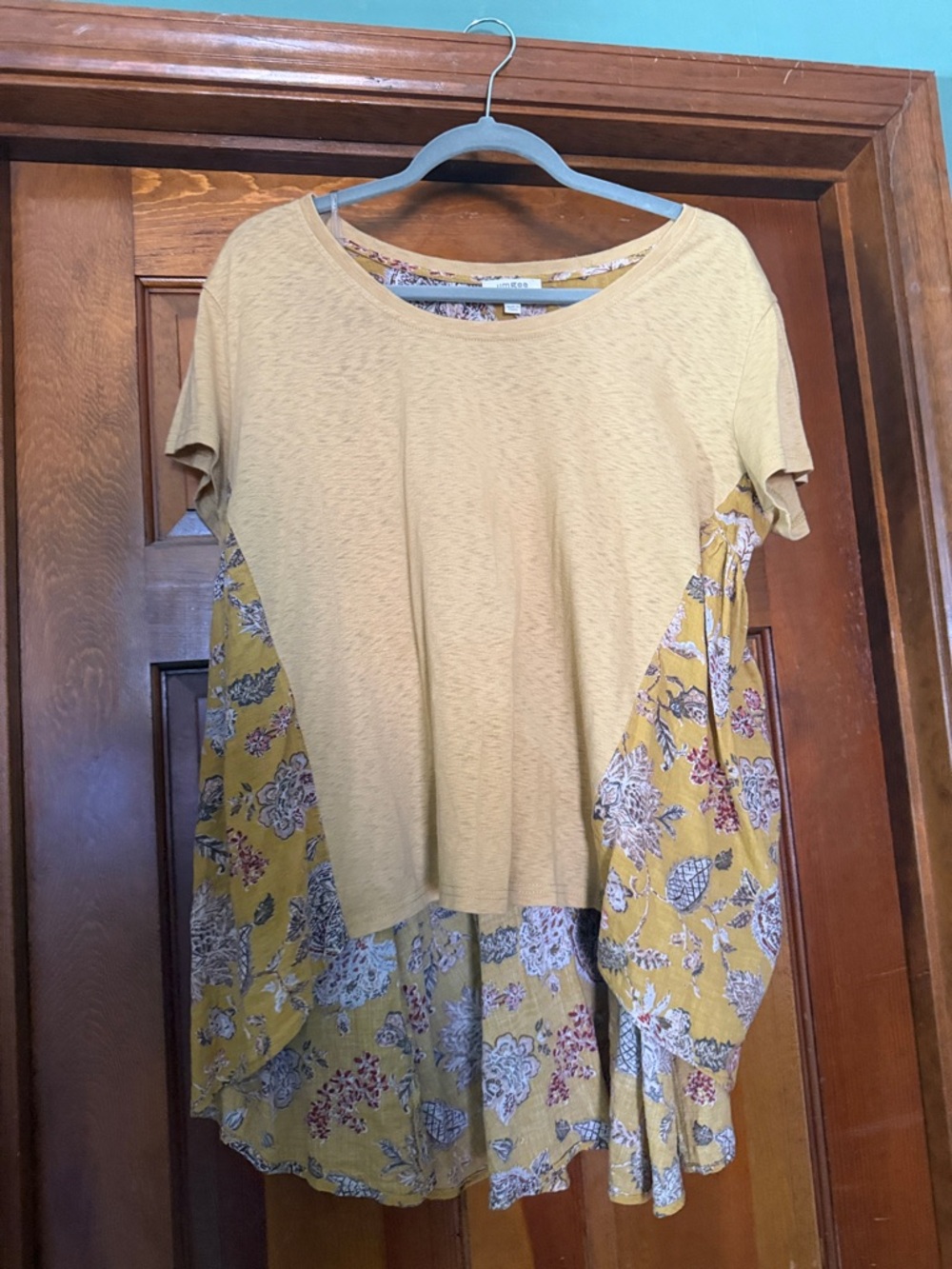 Umgee Mustard Short Sleeve Mixed-Panel Tunic with Floral Back